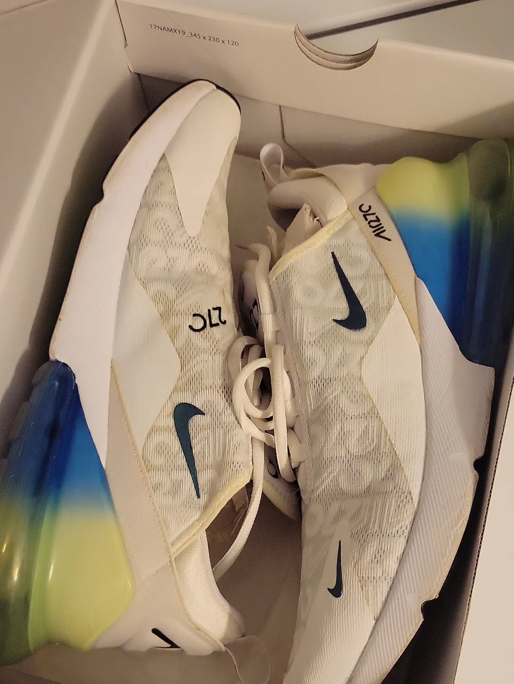 Air Max 270 SE Size 12 Used W/box